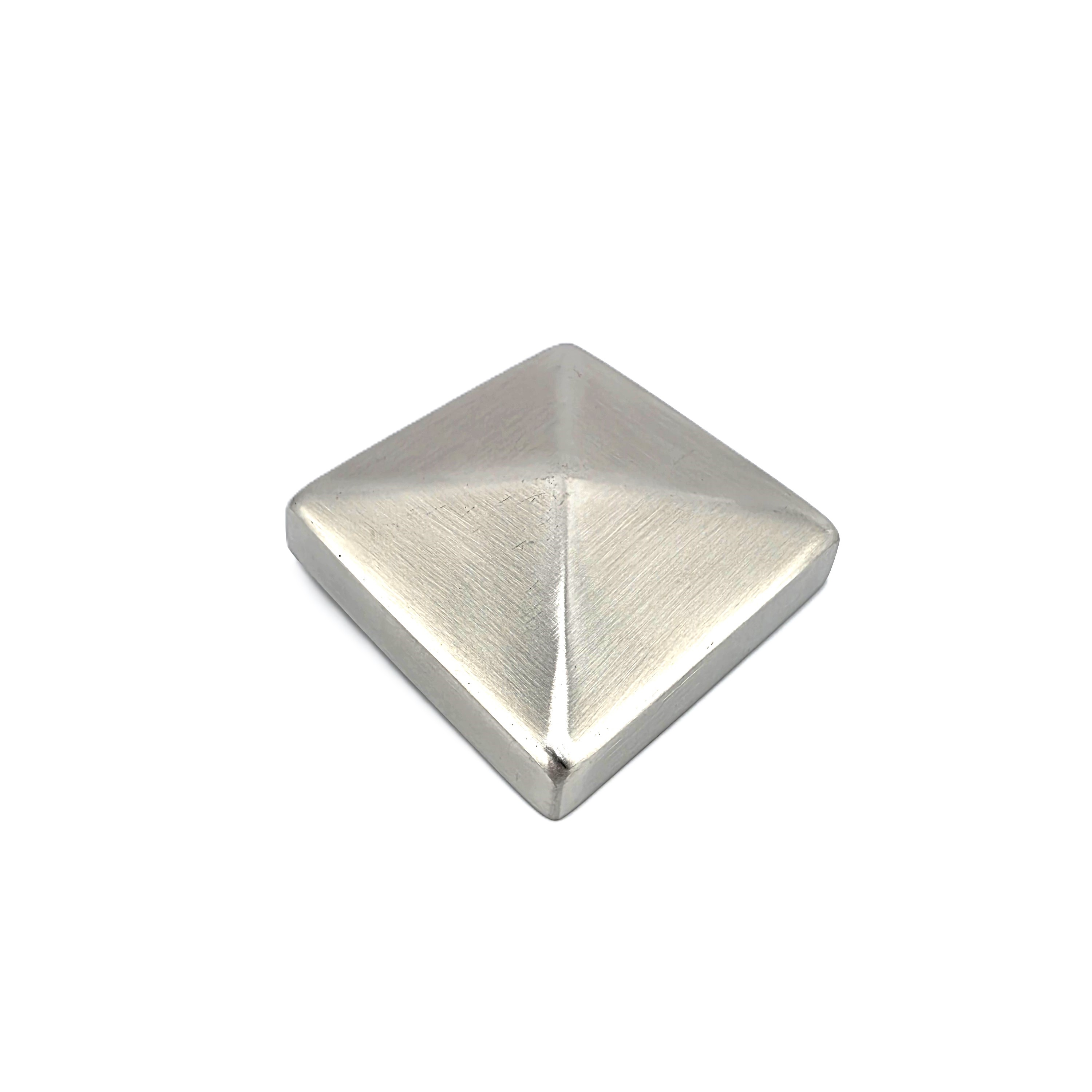 Pyramidenkappe aus Edelstahl für 90 x 90 mm