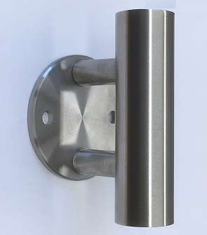 Wandankerset aus Edelstahl bestehend aus Ronde Ø 100 x 6, mit 2 Befestigungsbohrungen Ø 11 mm, 2 Hülsen L = 90 mm und 2 Senkkopfschrauben M8 x 120 mm